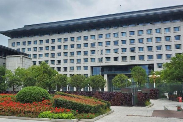 四川省巴中市某管委会