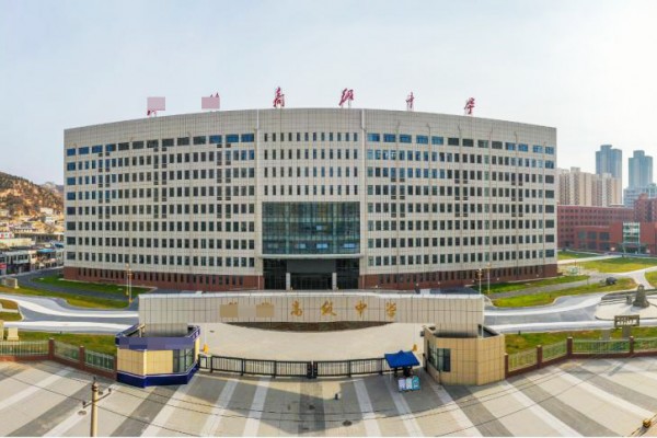 陕西省榆林市某完全中学